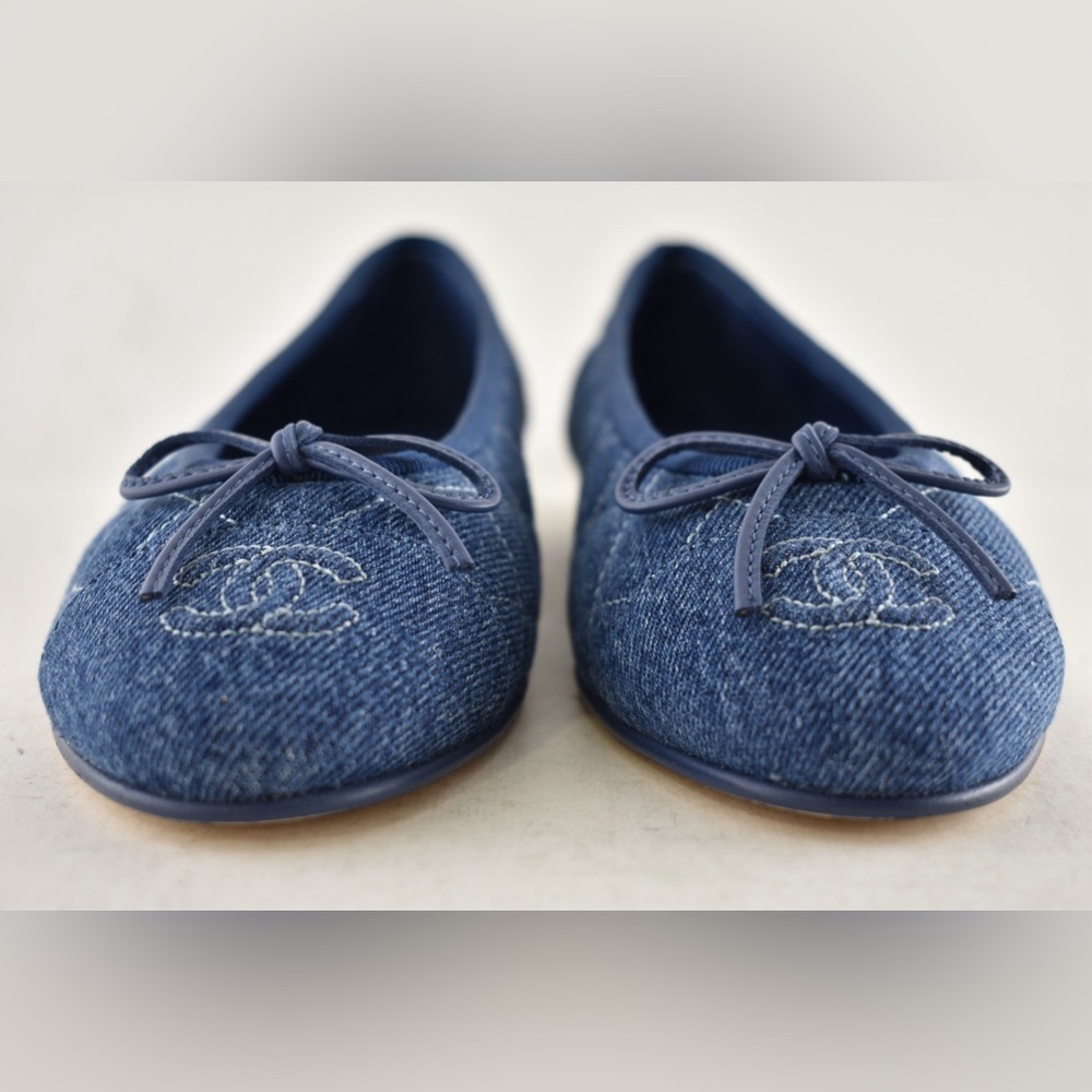 Chanel 26P Washed Denim Blue Quilted CC Logo Bow Tie Ballet Ballerina Flat 37.5 - Picture 9 of 16